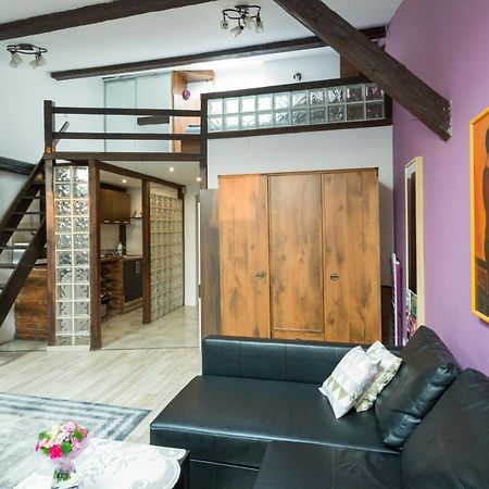 Апартаменты Gorgeous Loft In Perfect Location! Краков Экстерьер фото